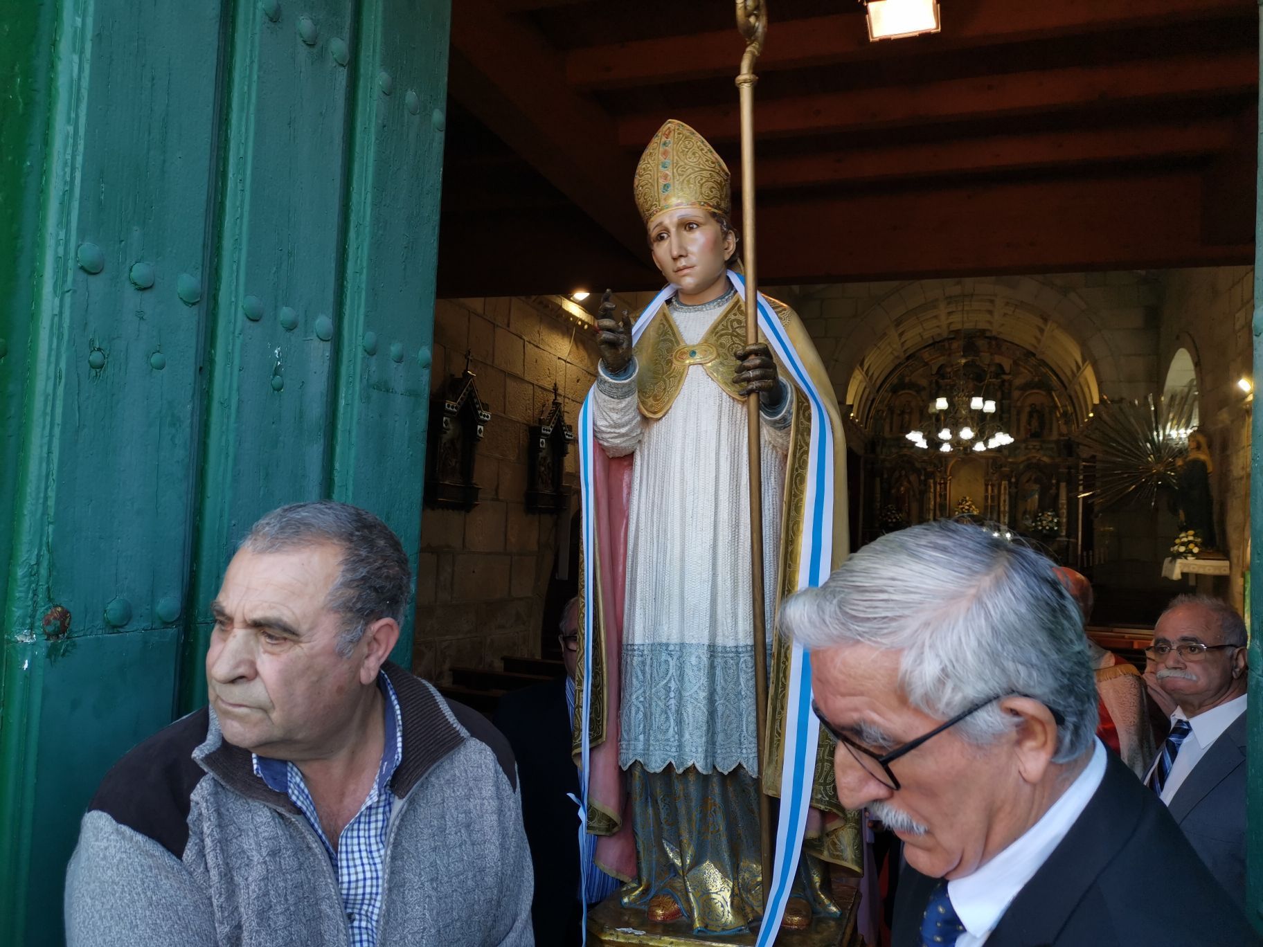 Fe y comida arropan al San Martiño en Moaña