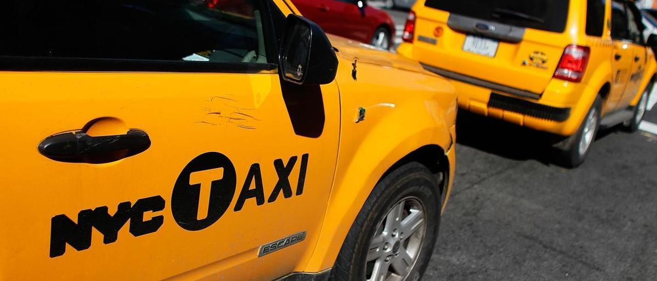 Dos taxis híbridos en Nueva York, en una imagen de archivo.