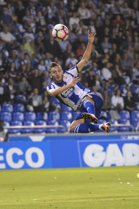 El Dépor sufre, pero gana al Eibar