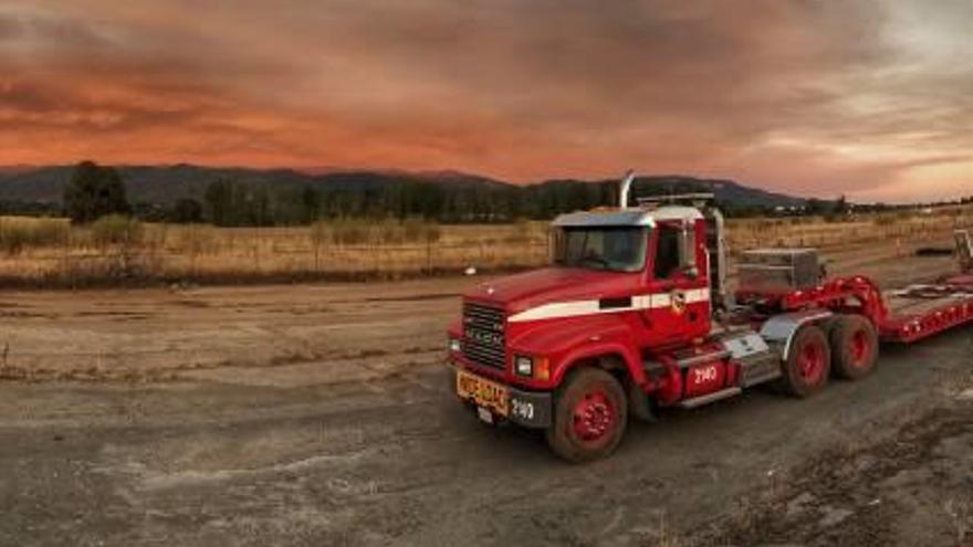 California sufre el mayor incendio forestal de su historia