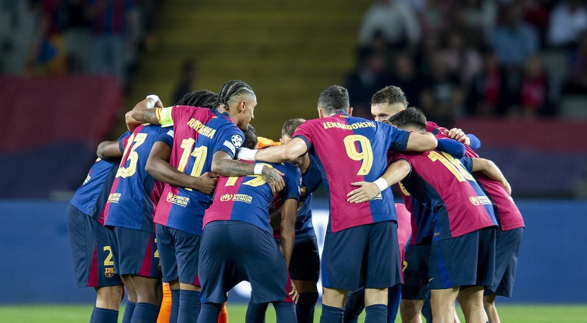 Los azulgrana se conjuran antes de empezar el partido de Champions League entre el FC Barcelona y el Bayern de Munich.