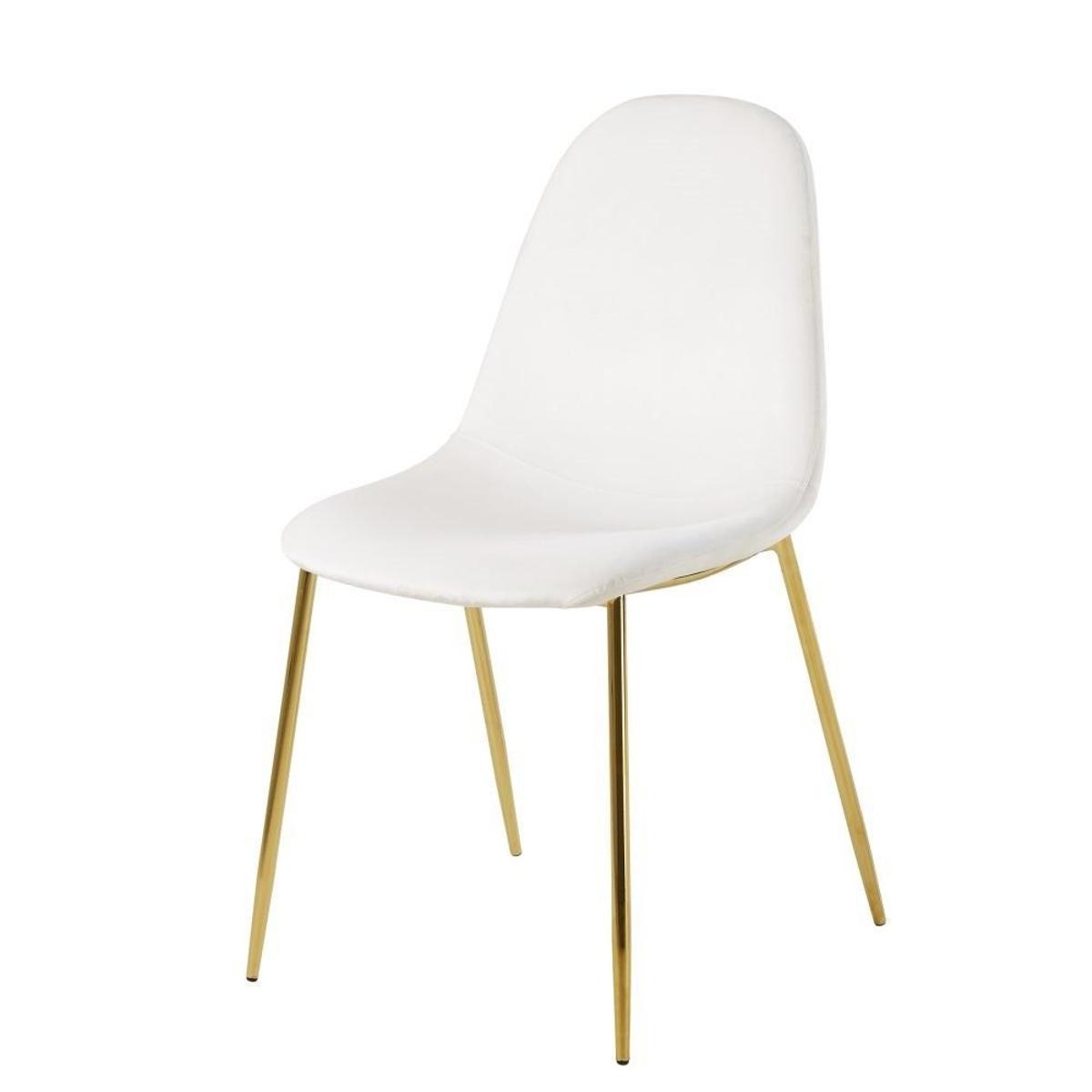 Silla escandinava de terciopelo blanco y metal dorado de Maisons Du Monde (Precio: 69,99 euros)