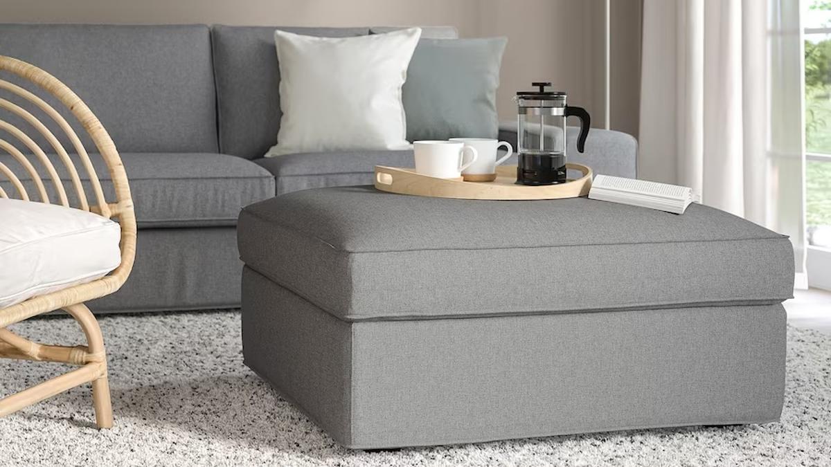 Otomana Ikea: El mueble perfecto es 4 en 1: reposapiés, mesa