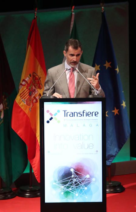 El rey Felipe VI inaugura la sexta edición del Foro Transfiere en el Palacio de Ferias y Congresos de Málaga.