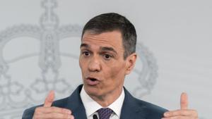 El Govern s’aparta del «xou» i el PP veu el PSOE «en caiguda lliure»