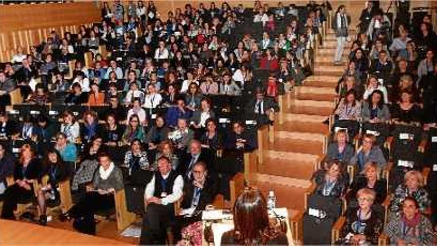 Assistents a la primera jornada de la celebració que va tenir lloc ahir al Palau de Congressos.