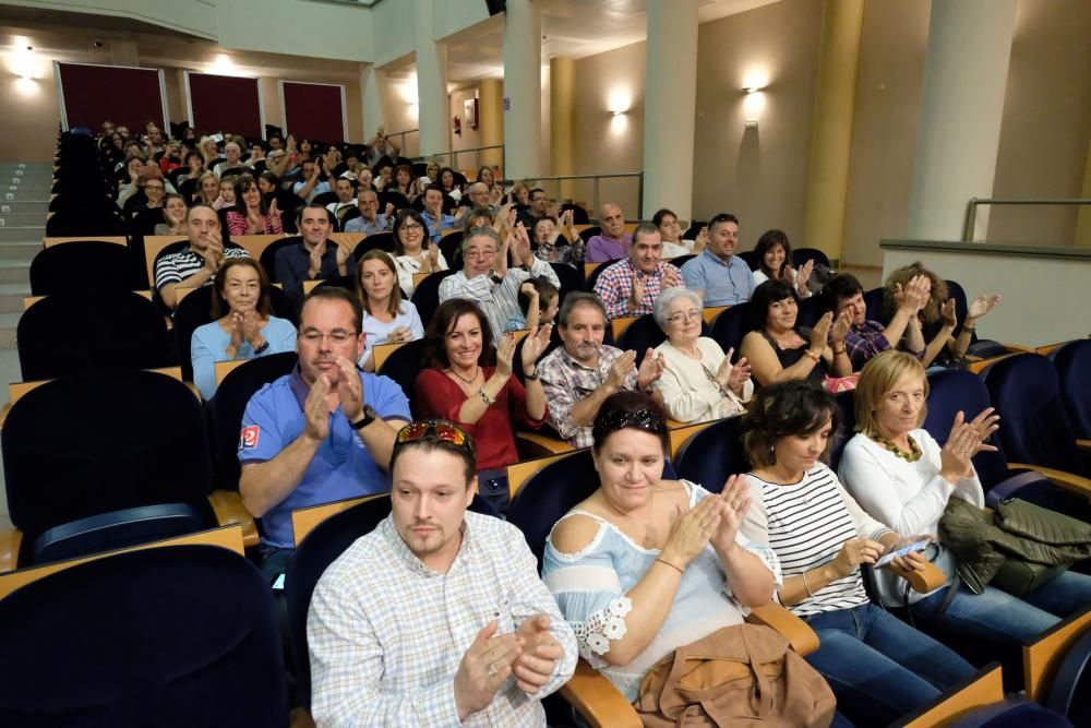 Entrega de premios del concurso artístico-literario del 50 aniversario de Hunosa patrocinado por LA NUEVA ESPAÑA