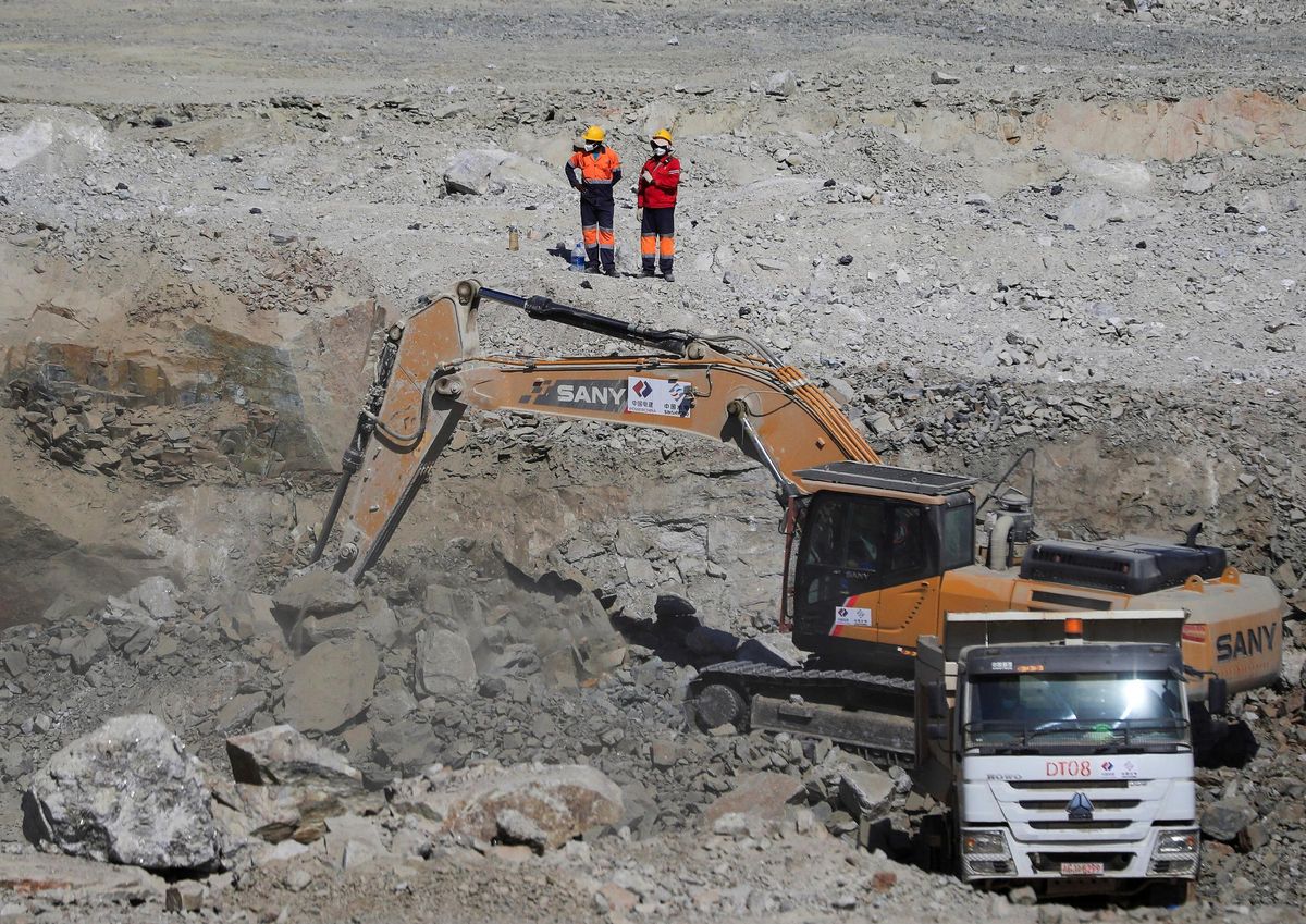 Europa i la Xina liciten pels minerals africans
