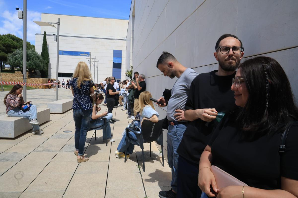 Así ha arrancado el casting de "Enredados" en Alicante
