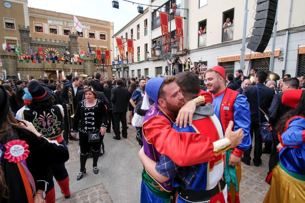 La pasión por la fiesta en Elda