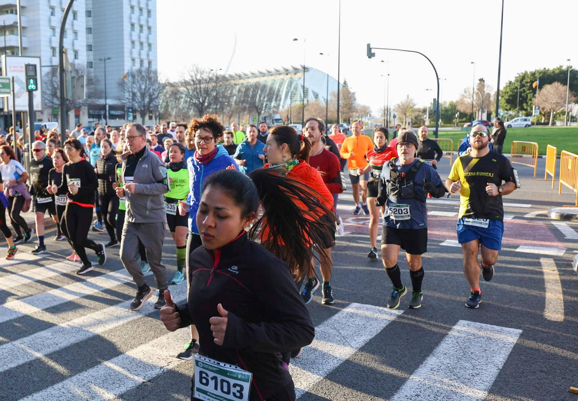 Fotos: Búscate en la carrera Never Stop Running de Valencia