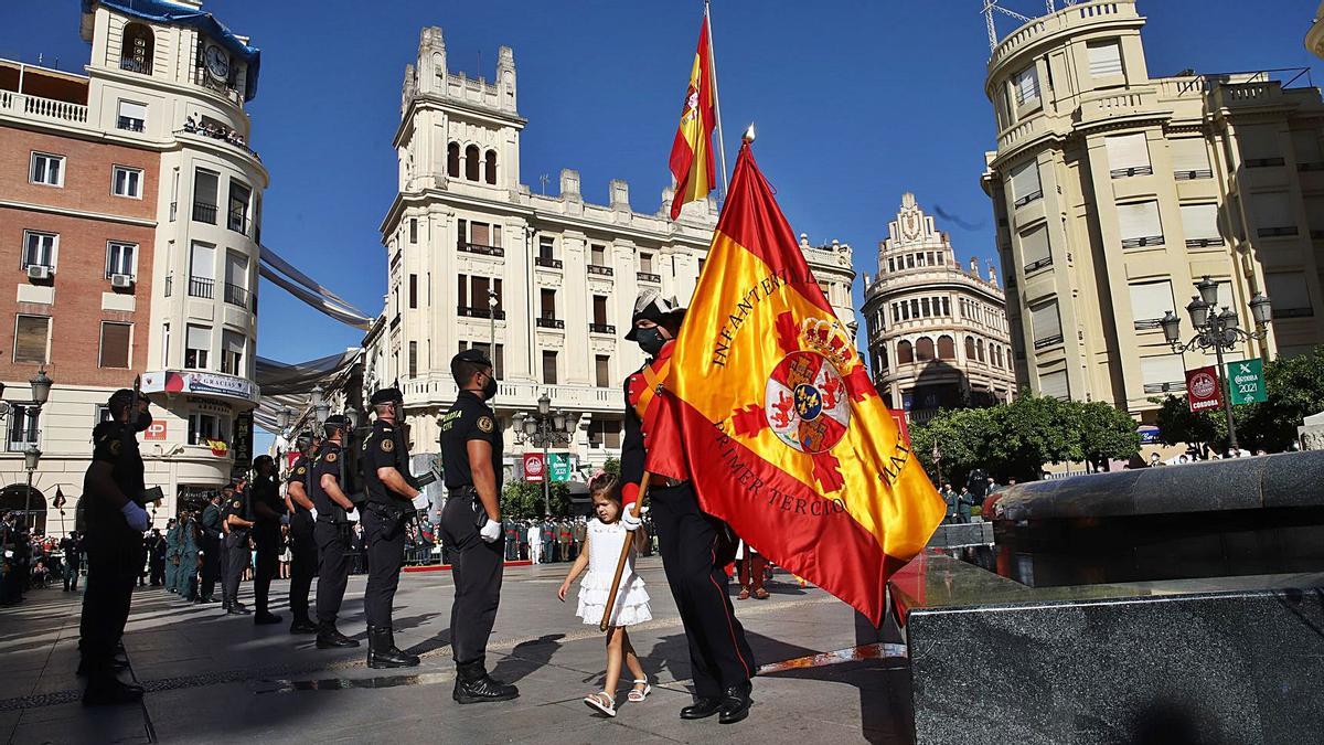 La bandera de España ha ondeado esta semana en Las Tendillas por los actos centrales de la Guardia Civil.