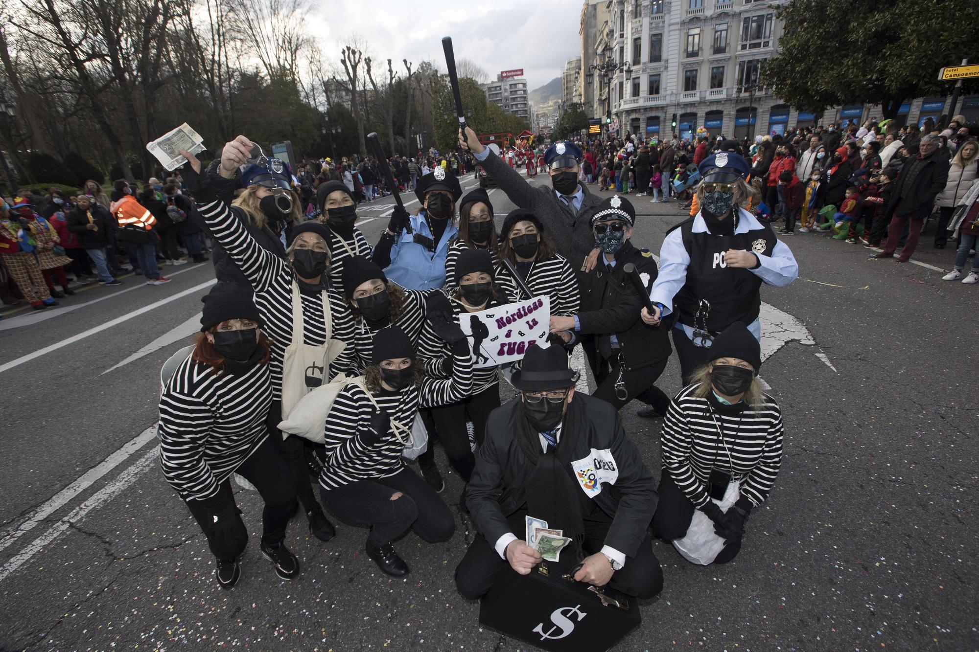 Galería de fotos: Así fue el gran desfile del carnaval en Oviedo