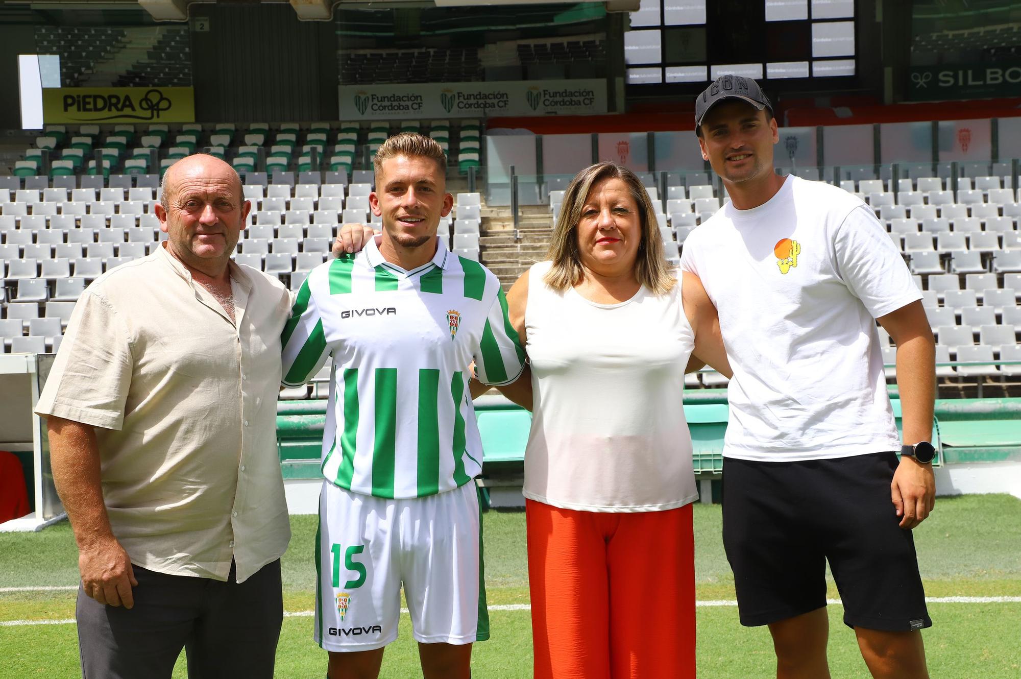 Isma Ruiz presentado como nuevo jugador del Córdoba CF