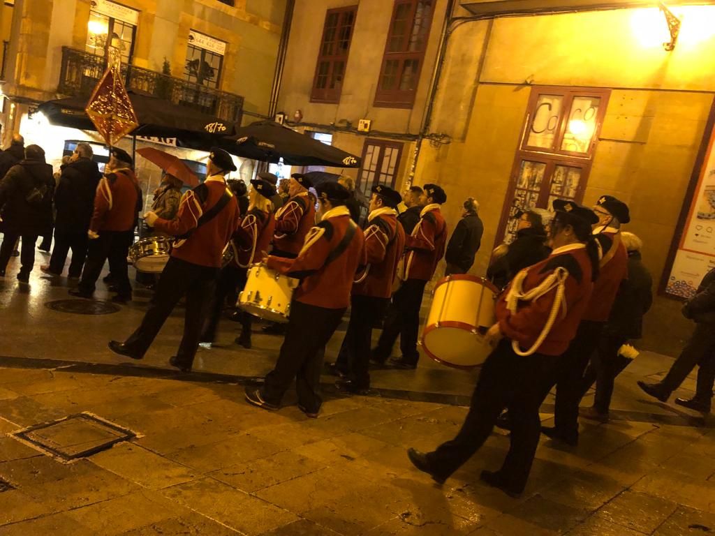 Tiempo de Cuaresma en Oviedo: empieza el via crucis de la Junta de Hermandades