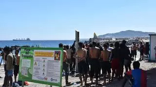 Migrantes construyen chabolas en los exteriores del CETI de Ceuta