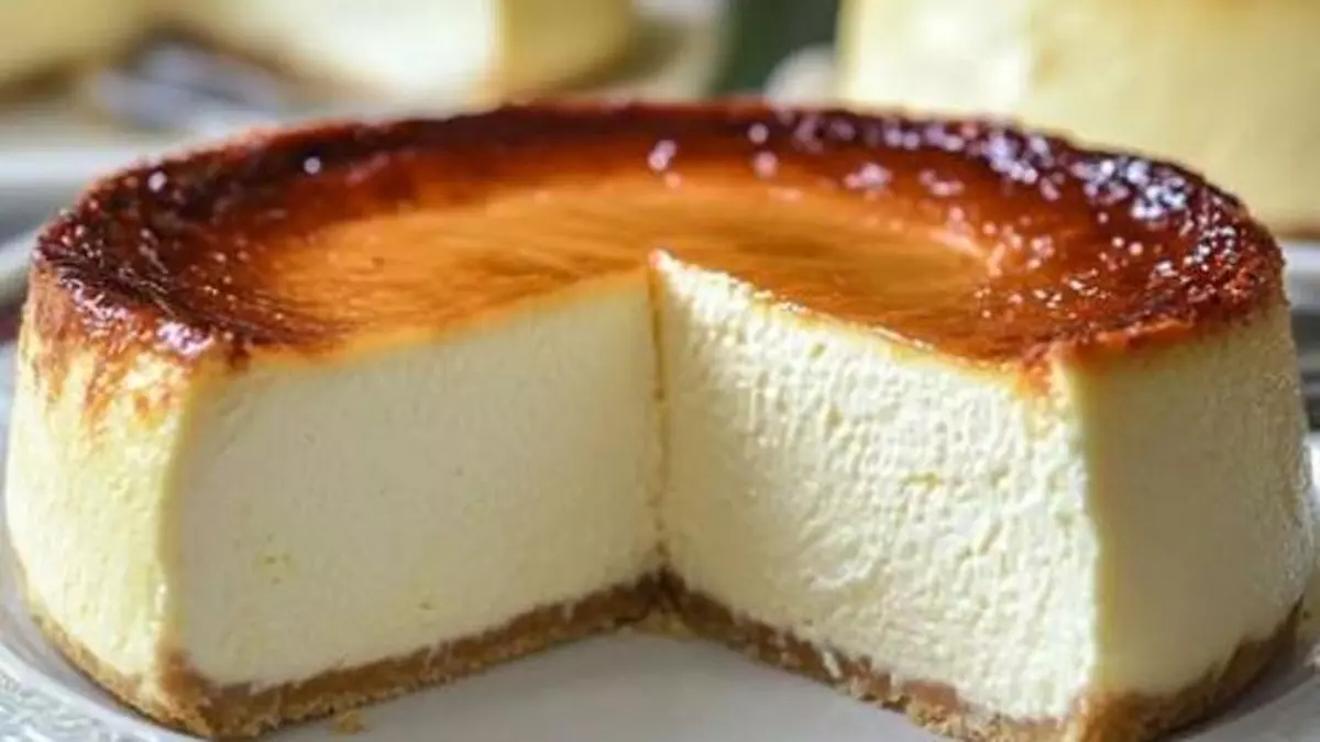 Así se hace la mejor tarta de requesón: un postre delicioso y muy fácil de hacer