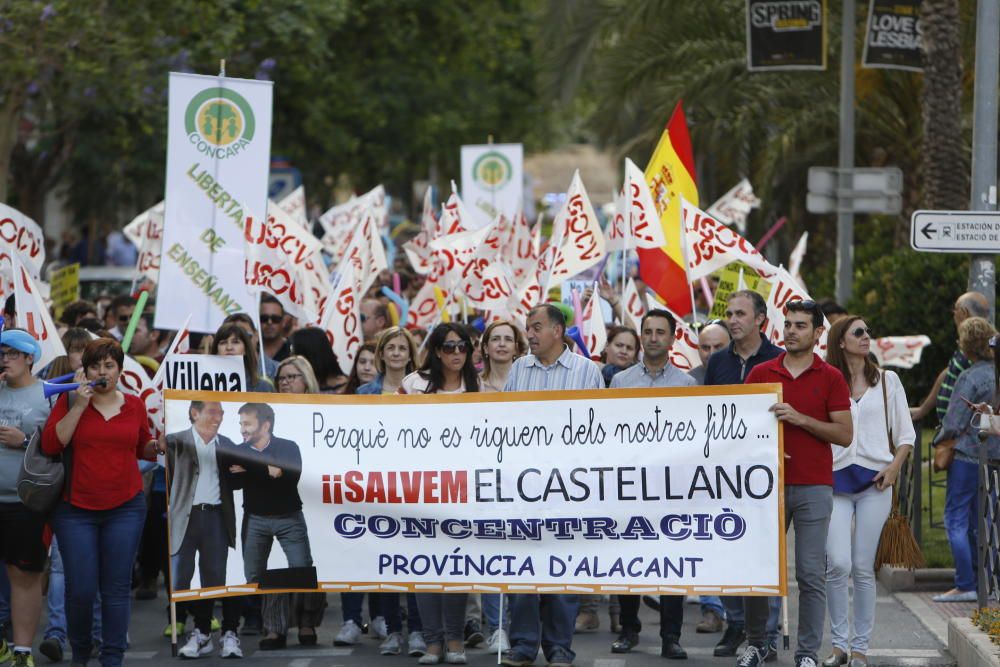 Los padres insisten en que se paralice el decreto y reclaman poder elegir la lengua vehicular en la que aprendan sus hijos