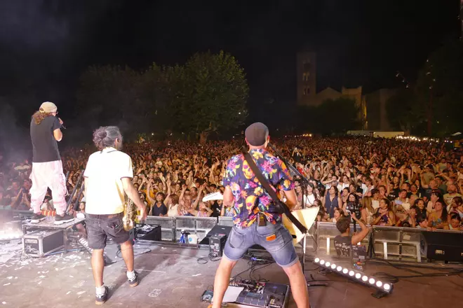 La segona Bertranada Fest congrega unes 8.000 persones als concerts de Ginestà i Buhos