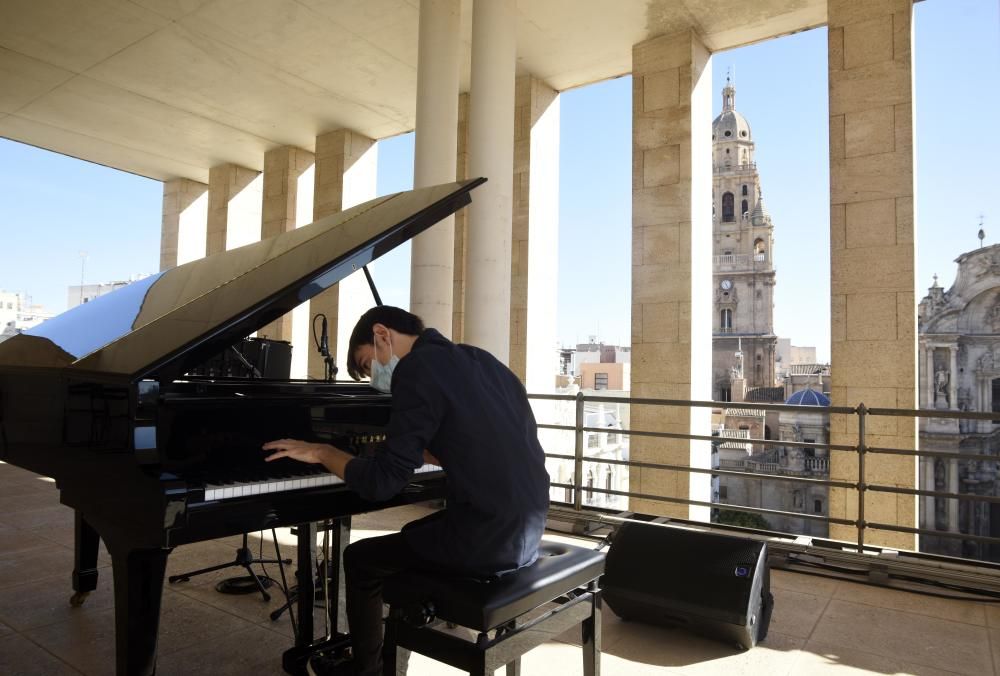 Pianos en la calle