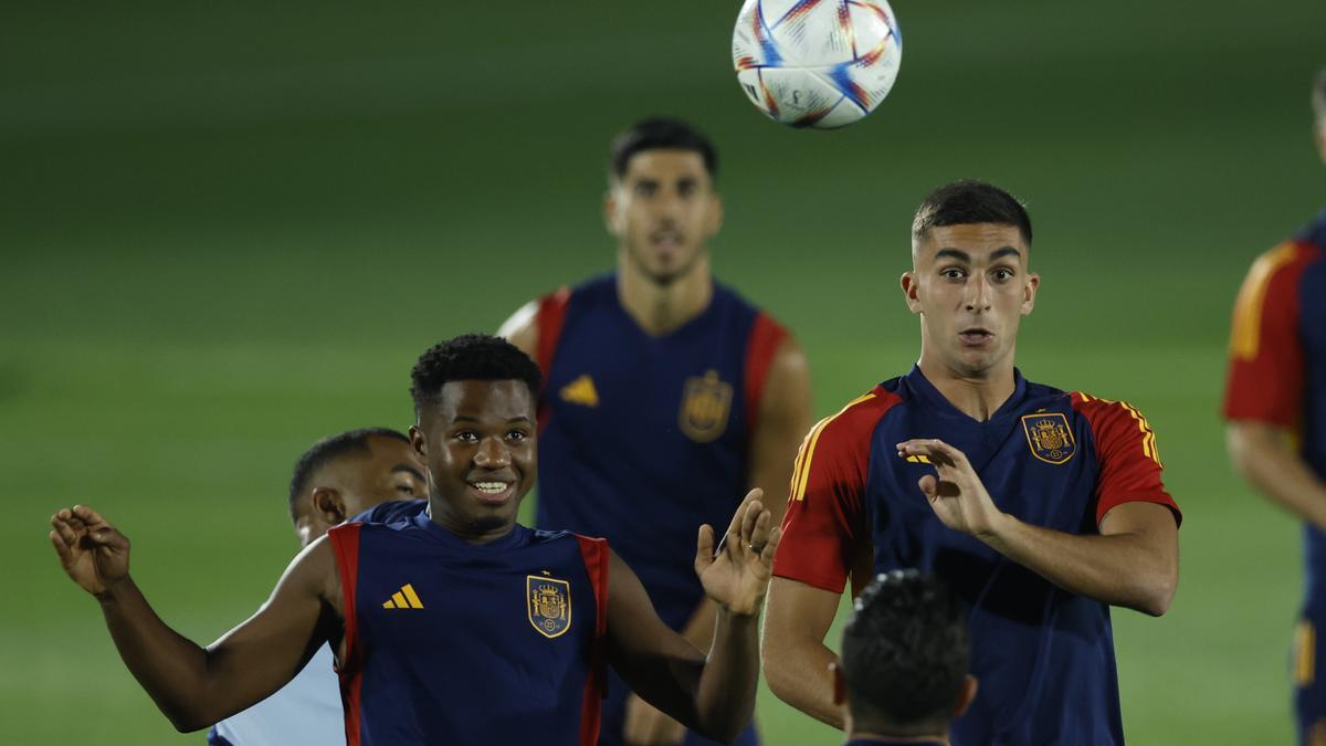 Ferran Torres y Ansu Fati no brillaron en Qatar. El Barça necesita la mejor versión de ambos para poder pelear por los títulos que quedan en juego.