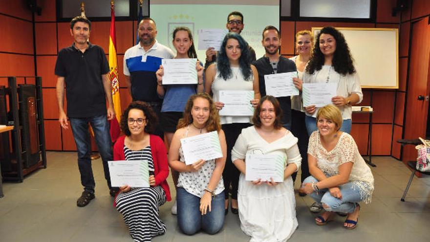 Alumnos del curso municipal de &#039;Expresión oral&#039; para jóvenes.