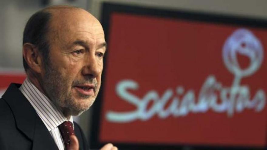 Rubalcaba: “Si el PP se empeña en hacer leyes contra todos, las derogaremos”