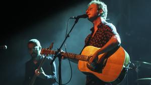 David Carabén (derecha) y Xavi Caparrós, en un concierto de Mishima.