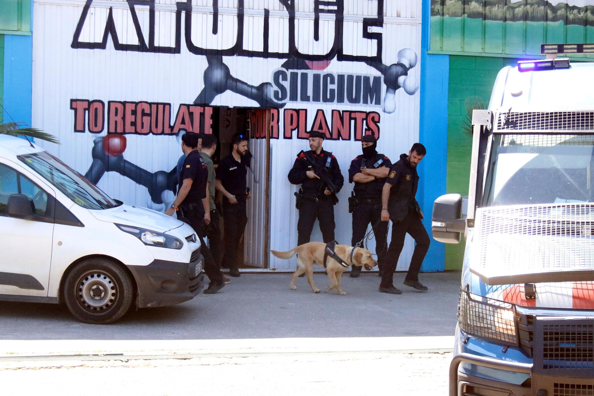 Escorcoll policial a l'empresa Bio Green Planet al polígon Mas Xirgu de Girona