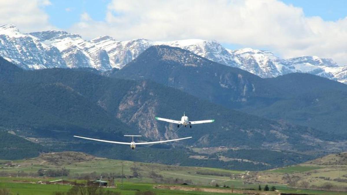 Aparells a l'aeròdrom de Cerdanya
