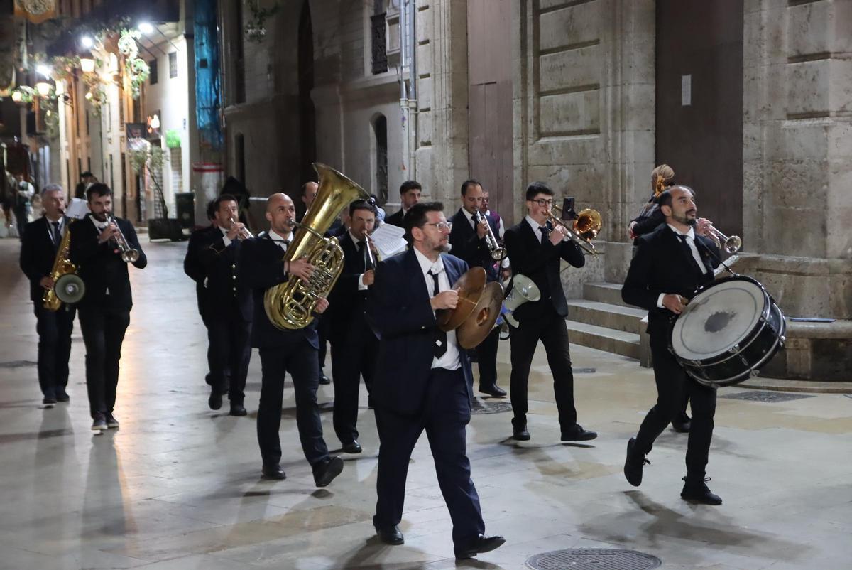 Todas las fotos de la ofrenda del 18 de marzo por la calle San Vicente hasta la 22:30 horas