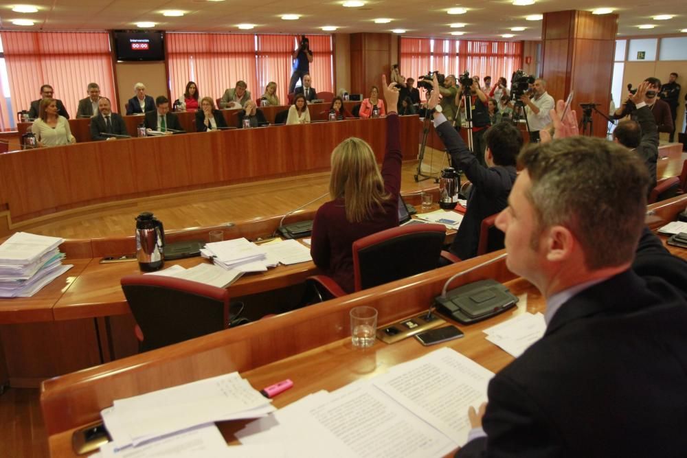 El pleno de Vigo aprueba el libre horario comercial para Casco Vello, Bouzas y Ensanche