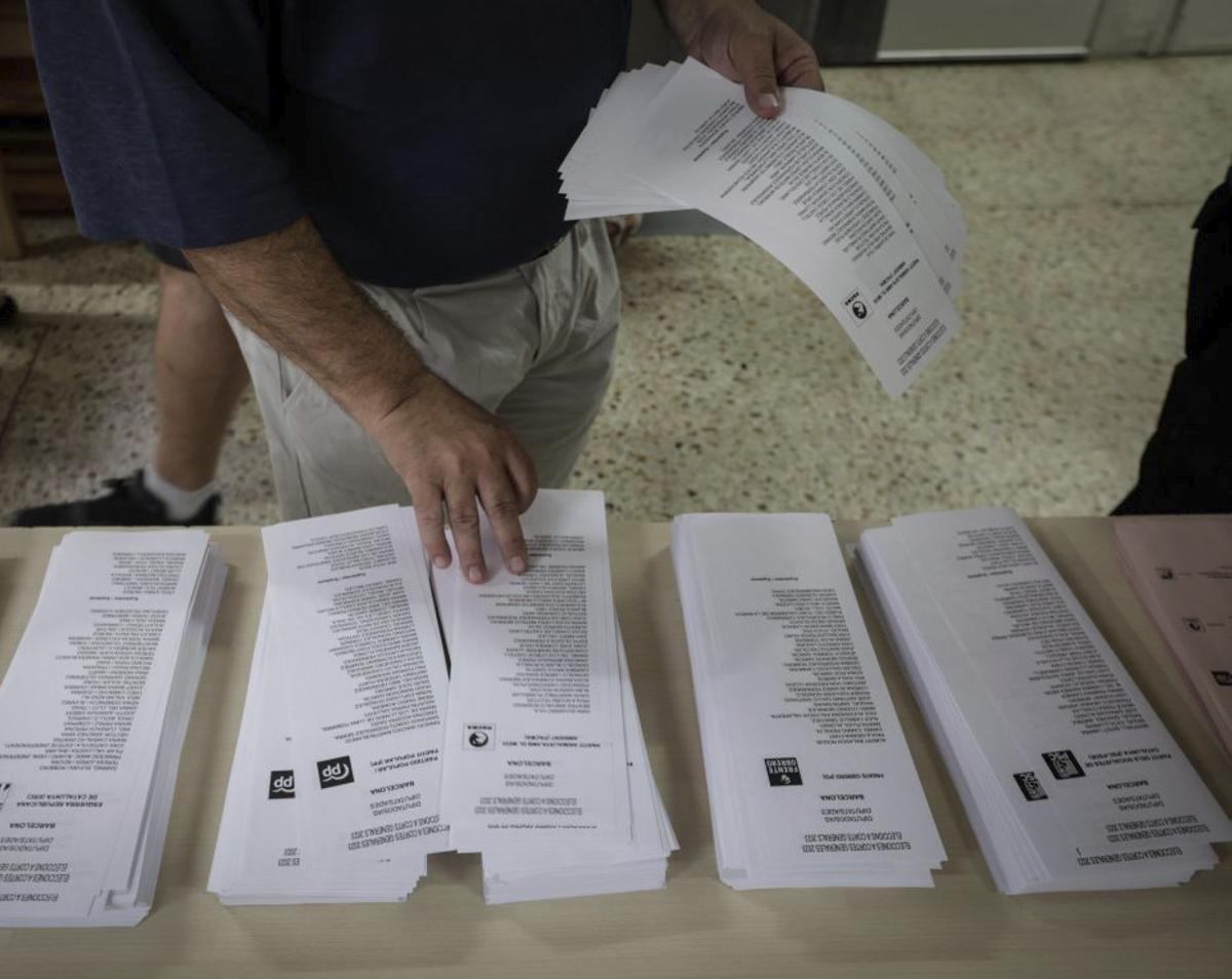 Els espanyols prefereixen un avanç electoral a una moció de censura