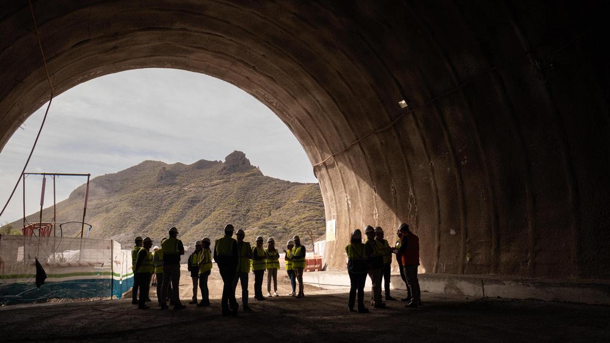 Visita a las obras del túnel de Erjos del Anillo Insular