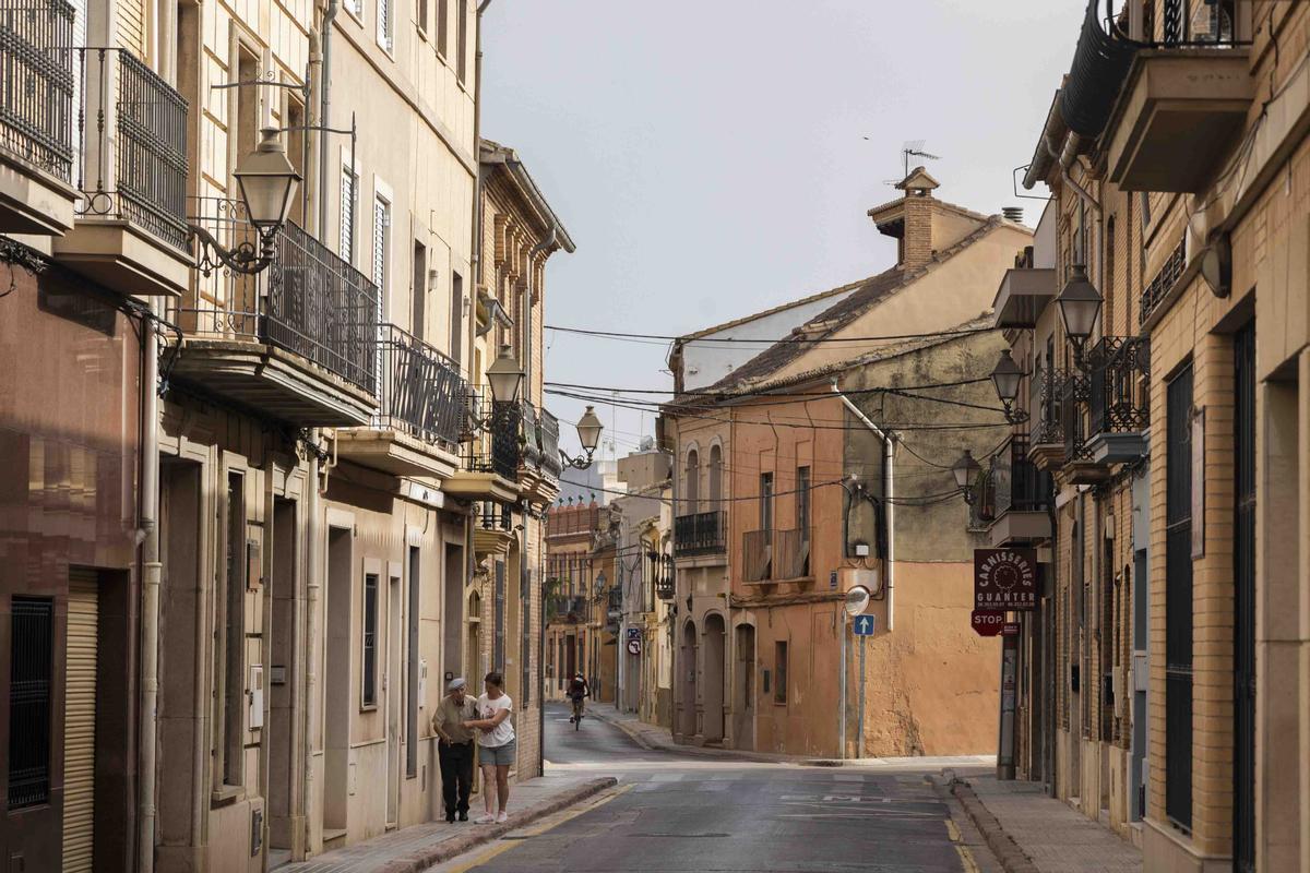 Benifaraig, 988 habitantes, 1.423 km²