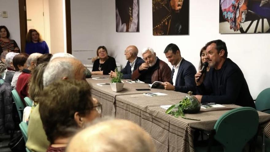 Moment de la presentació de ‘Paraules de Sant Mateu’. | Aj. Sant Antoni