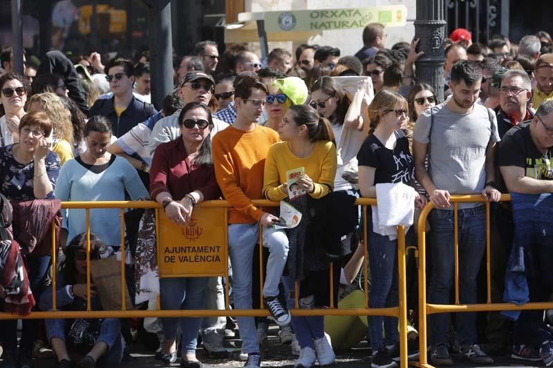 Búscate en la mascletà del 9 de marzo