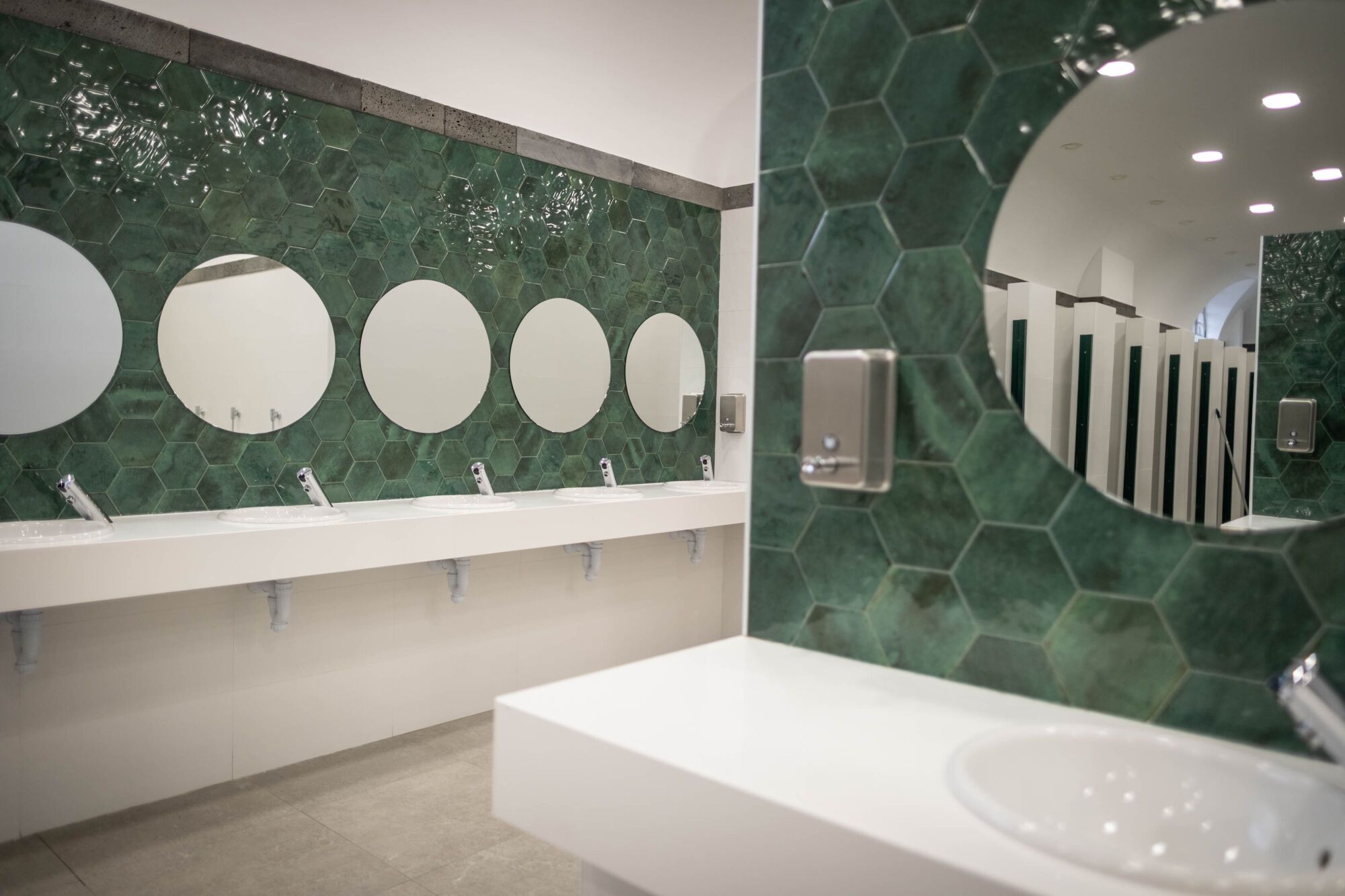 Así son los nuevos vestuarios del Parque Marítimo