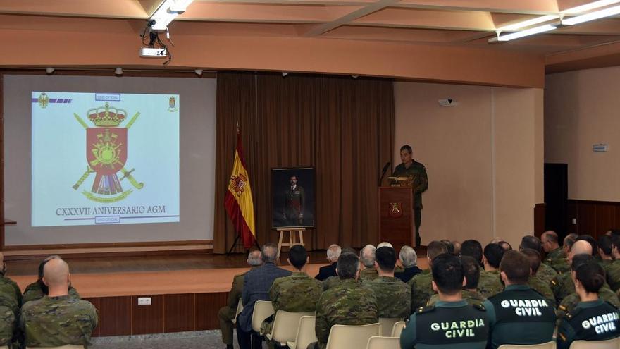 Antiguos alumnos destinados en Córdoba celebran los 137 años de la Academia 
General Militar