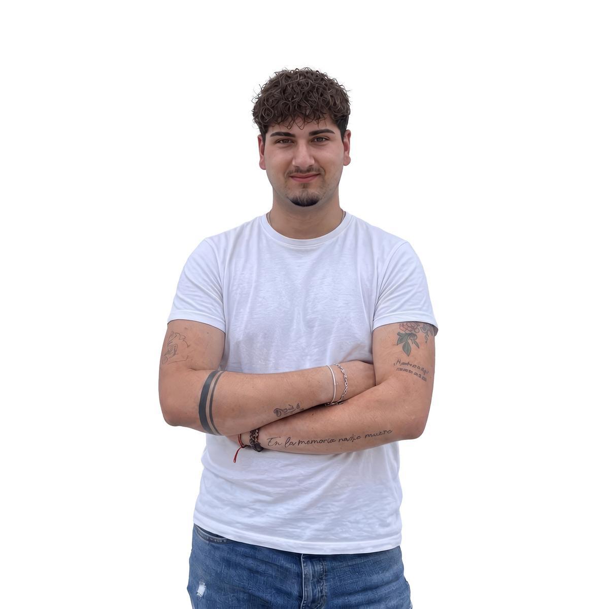 David Sanjuán. 23 años. Educador infantil. Simat de la Valldigna.