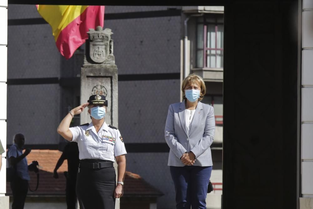 Presentación en Oviedo de los 50 agentes en prácticas de la Policía Nacional