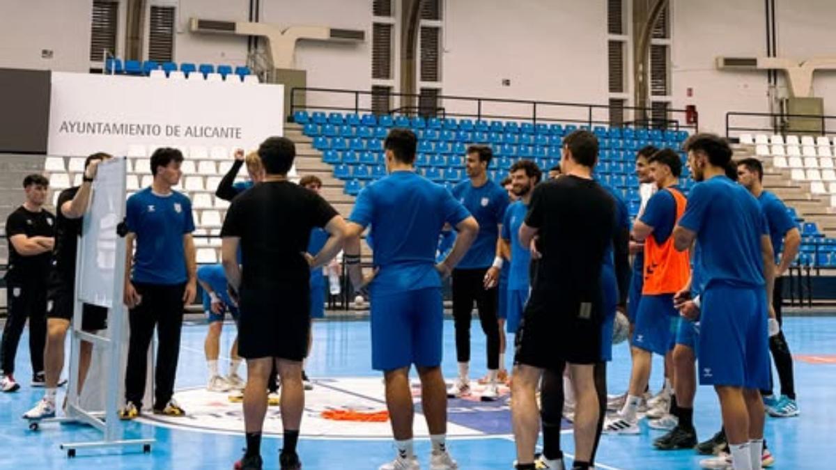 El equipo alicantino prepara la cita copera.