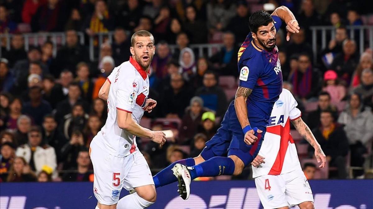 fgimenobarcelona s spanish midfielder denis suarez  r  he180128234524