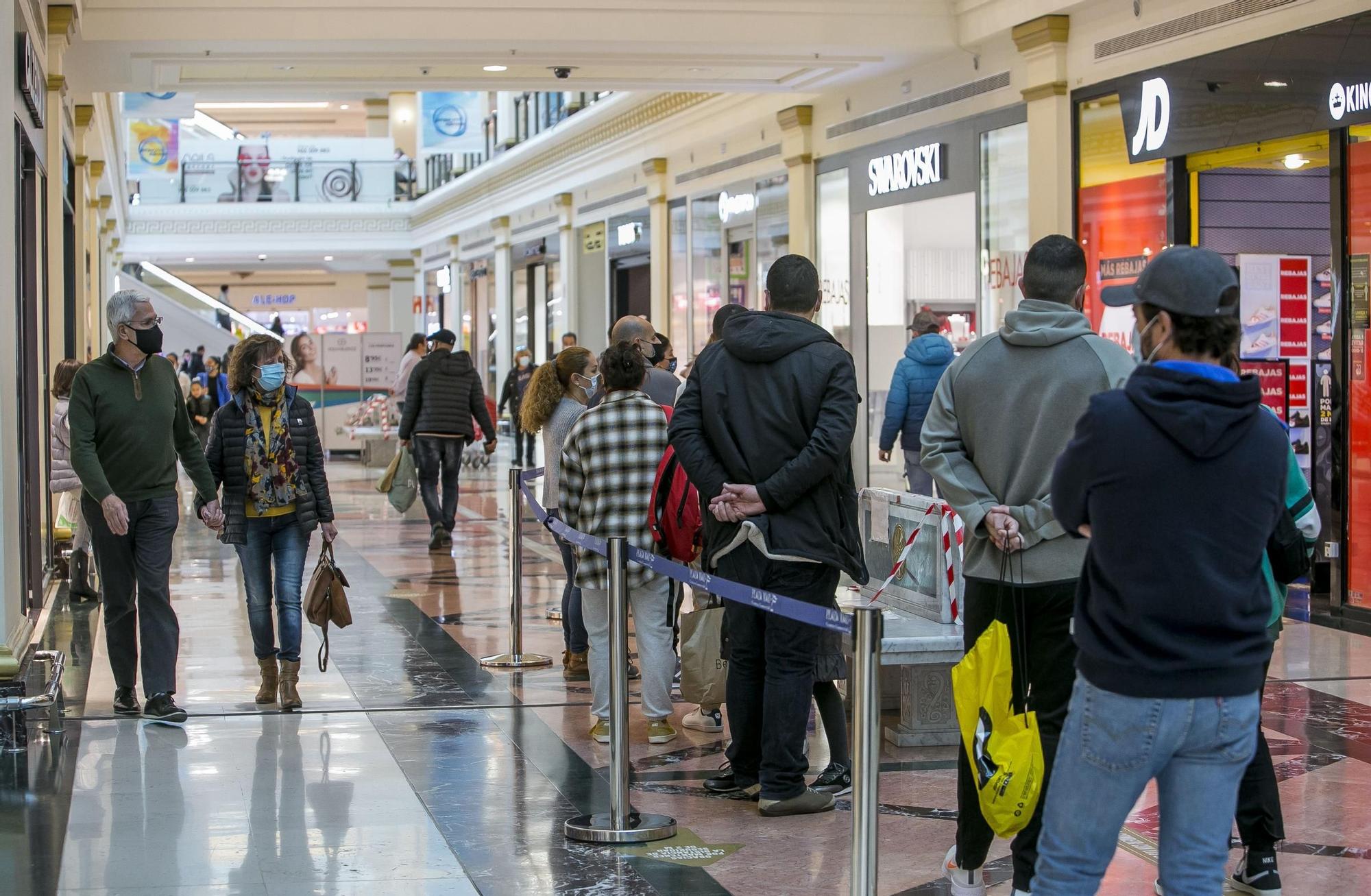 Así están los centros comerciales de Alicante este fin de semana