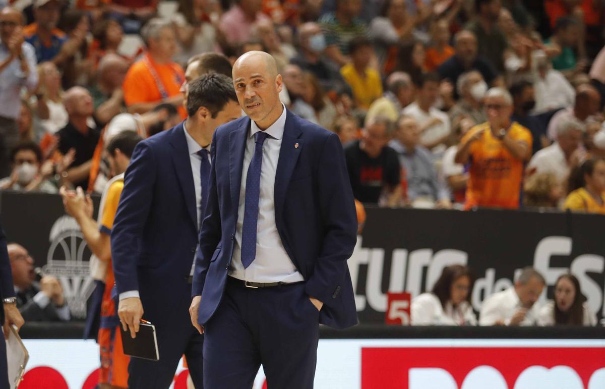 Joan Peñarroya, entrenador del Valencia Basket, se lamentó por la elimincación en los cuartos de final