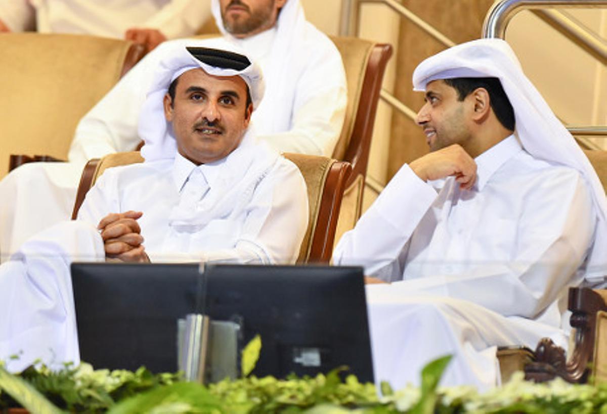 El emir de Qatar, Tamim Bin Hamad Al-Thani, con Nasser Al-Khelaïfi.
