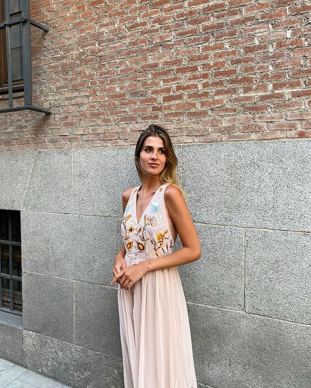 Mery Turiel tiene el vestido amarillo de Pronovias con el que ser la  invitada 'Disney' de una boda - Woman