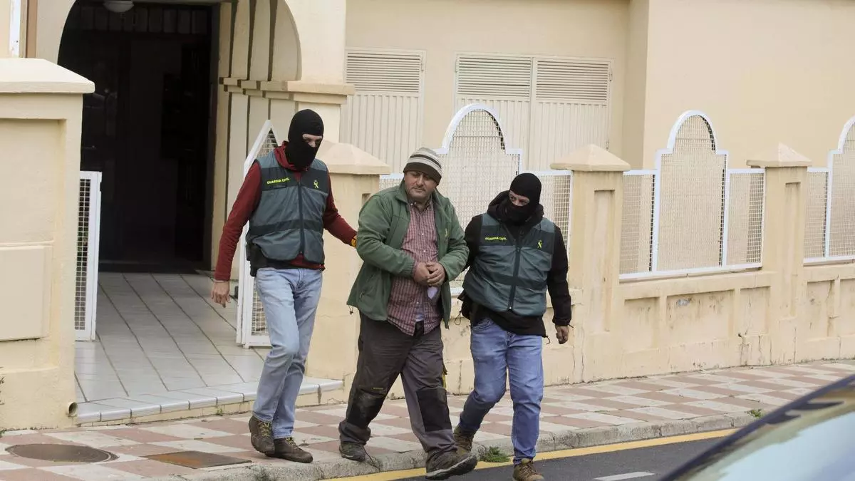 Detenido un policía local de Granada en una operación contra el yihadismo