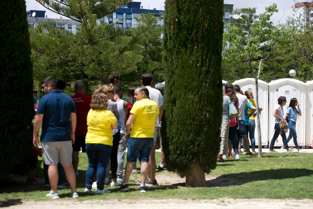 6.000 festeros abarrotan el parque Lo Morant el domingo de paellas.