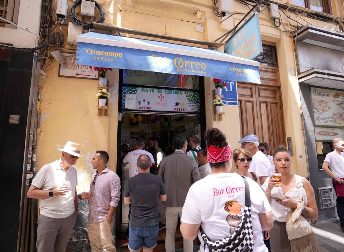 Bar Correo celebra su 95º aniversario.